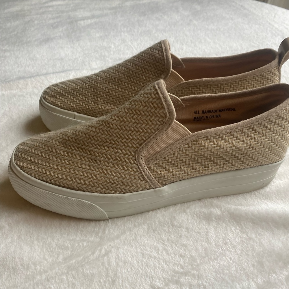 Restricted Classic Slip On Shoes Size8.5